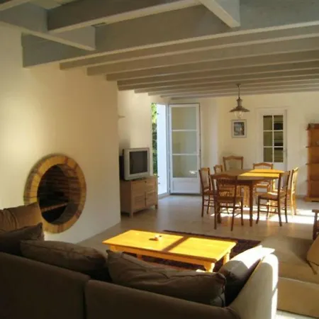 Moderne A Saint Georges D'oleron, 8 Couchages, Proche Et Commerces, Parking Et Jardin - Fr-1-246a-7 *