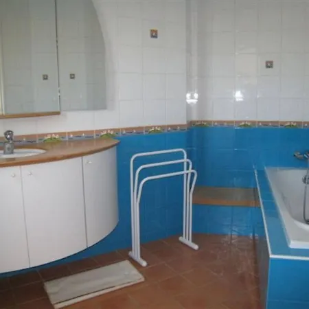 Holiday home Moderne A Saint Georges D'oleron, 8 Couchages, Proche Et Commerces, Parking Et Jardin - Fr-1-246a-7