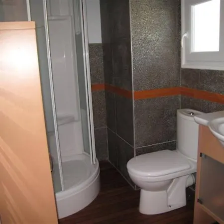 Moderne A Saint Georges D'oleron, 8 Couchages, Proche Et Commerces, Parking Et Jardin - Fr-1-246a-7 Holiday home *